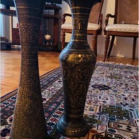 Two handmade Persian brass vase golden /Black 10*40 cm - Picture 7 of 12
